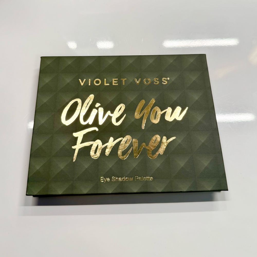 Violet Voss Olive You Forever Palette Eyeshadow Palette